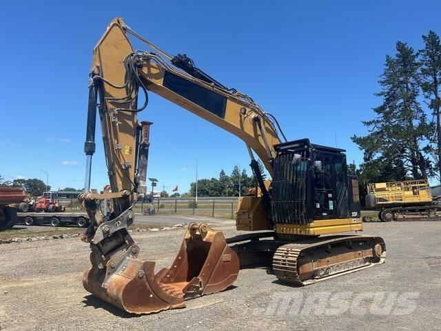 CAT 325FL CR Гусеничные экскаваторы