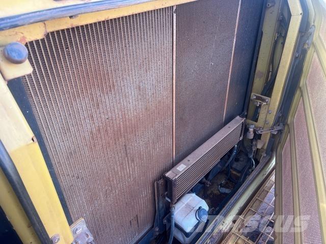 CAT 336E LH Гусеничные экскаваторы