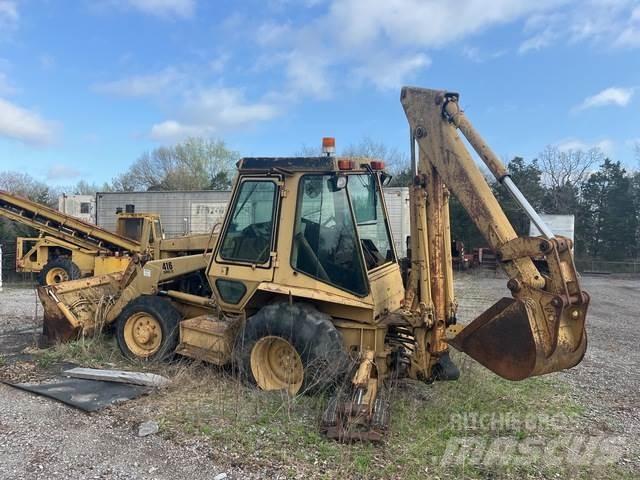 CAT 416 Экскаваторы-погрузчики