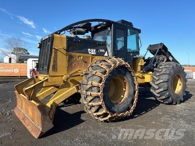 CAT 525C Трелевочные трактора