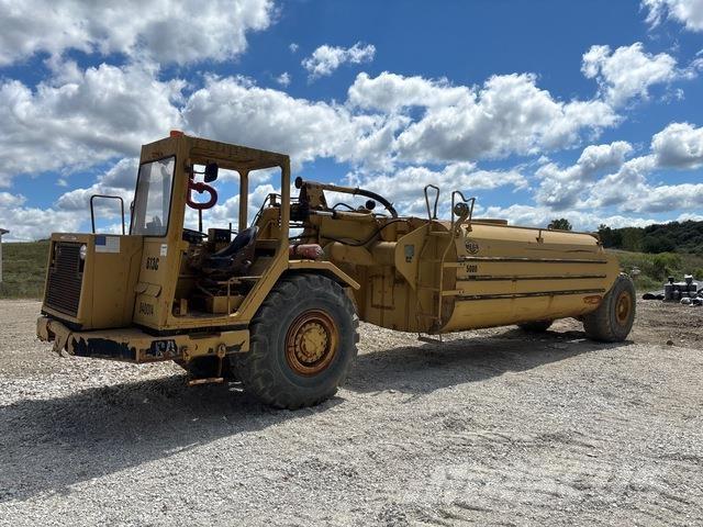 CAT 613C Поливочные машины