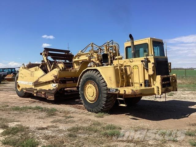 CAT 623F Скреперы
