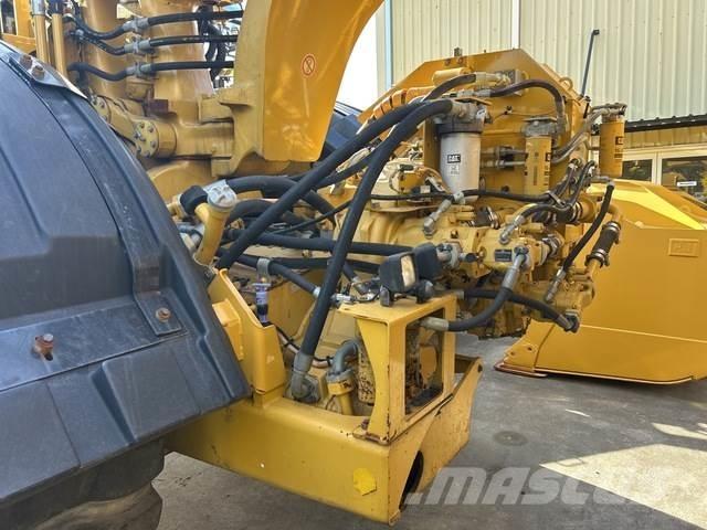 CAT 623k Скреперы