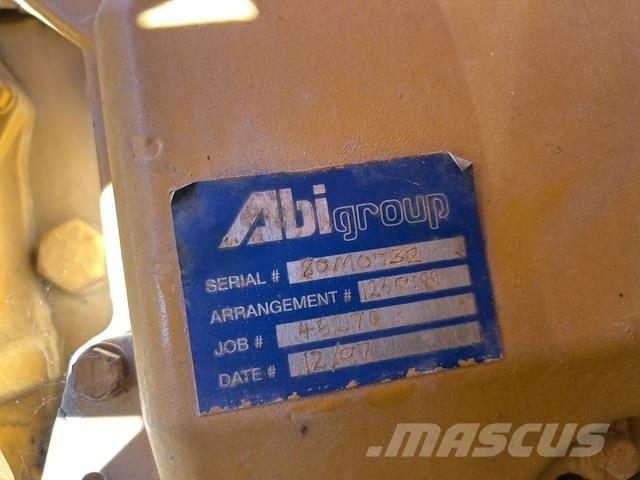 CAT 651E Поливочные машины
