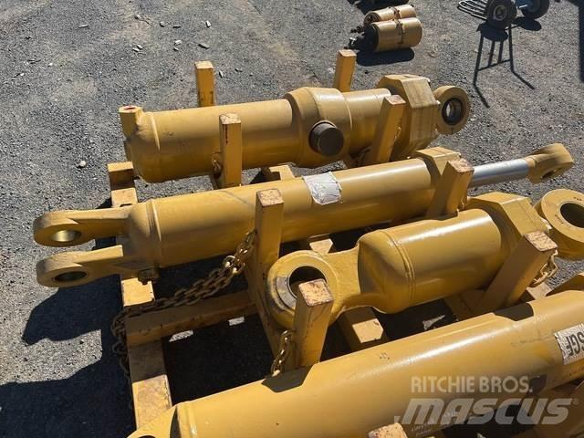 CAT 657E Коммерческий транспорт - Другие