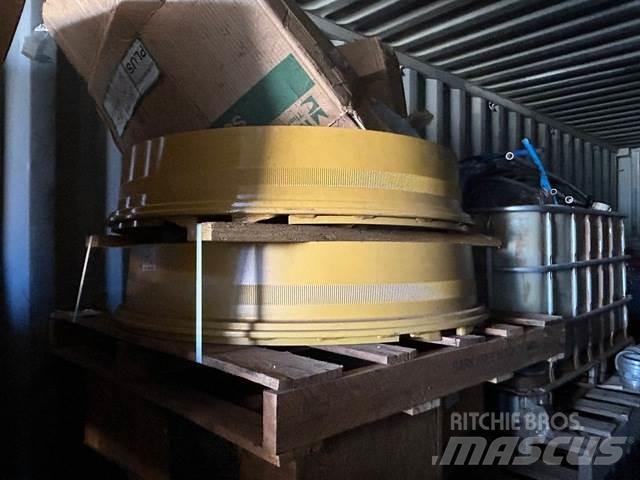 CAT 657E Коммерческий транспорт - Другие
