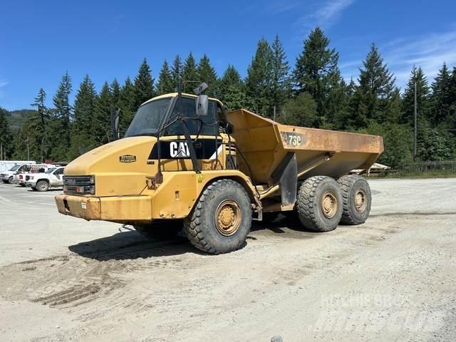 CAT 730 Шарнирно-сочленённые самосвалы