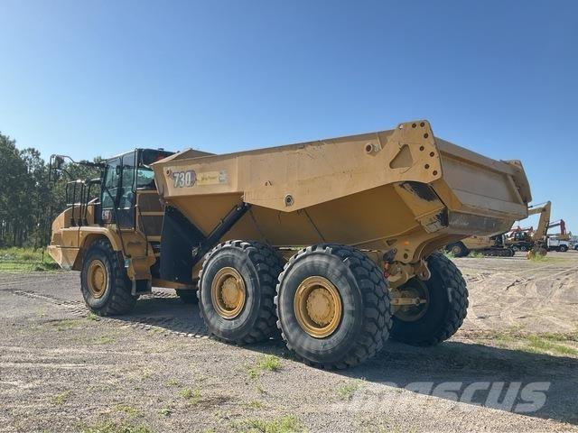 CAT 730 Шарнирно-сочленённые самосвалы