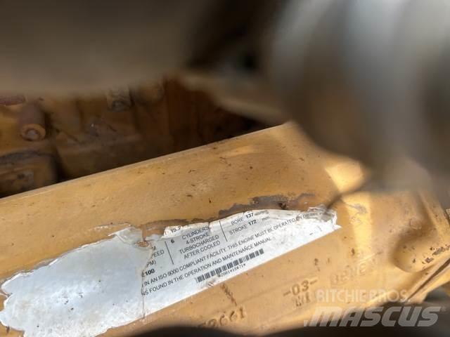 CAT 740 Шарнирно-сочленённые самосвалы