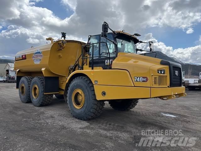 CAT 740GC Поливочные машины