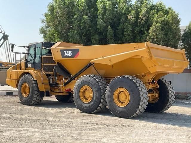 CAT 745 Шарнирно-сочленённые самосвалы