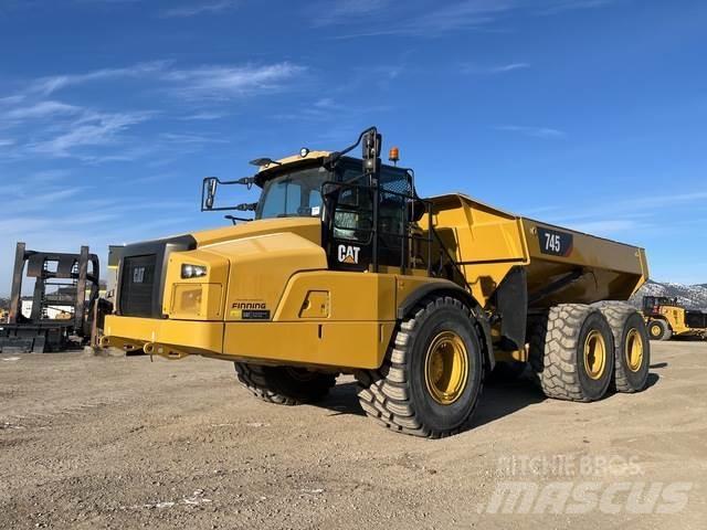 CAT 745 Шарнирно-сочленённые самосвалы