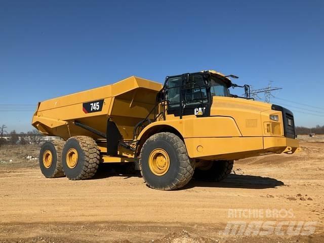 CAT 745 Шарнирно-сочленённые самосвалы