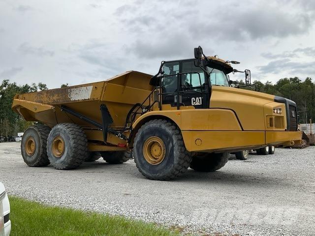 CAT 745 Шарнирно-сочленённые самосвалы