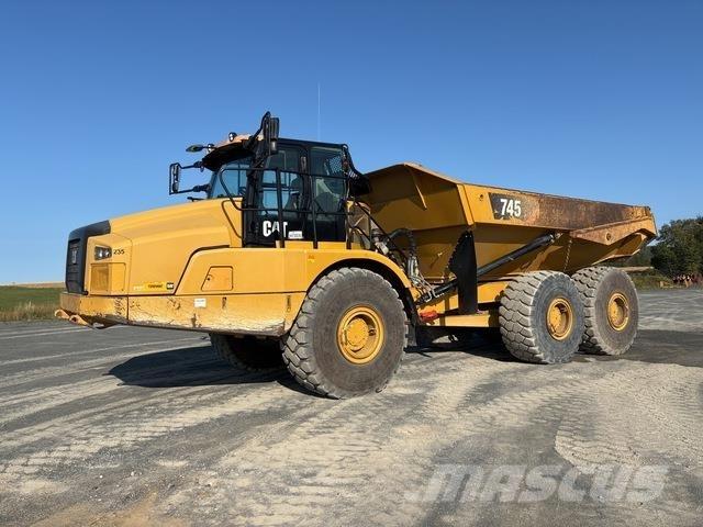 CAT 745 Шарнирно-сочленённые самосвалы