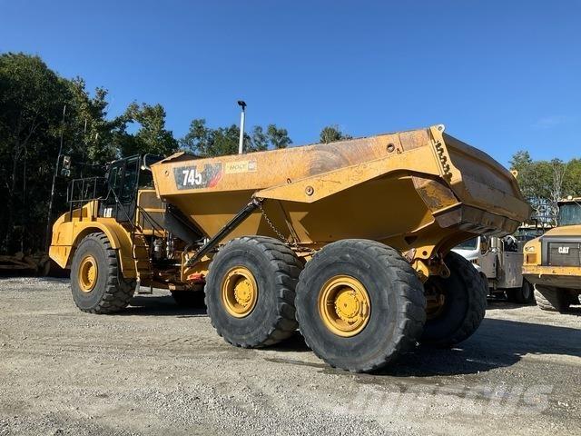 CAT 745 Шарнирно-сочленённые самосвалы