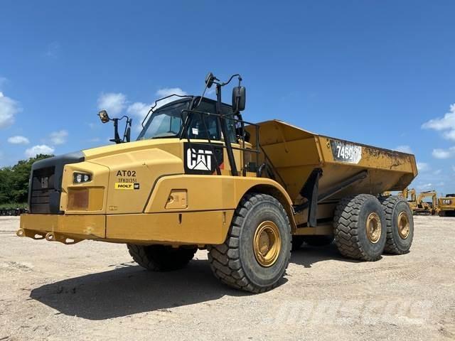 CAT 745C Шарнирно-сочленённые самосвалы