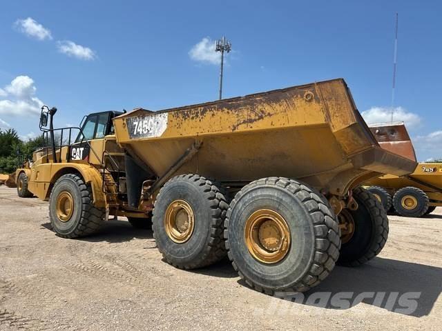 CAT 745C Шарнирно-сочленённые самосвалы
