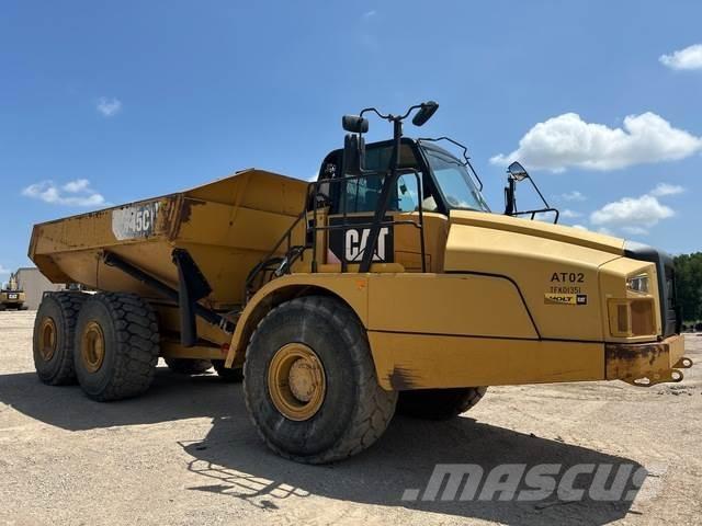 CAT 745C Шарнирно-сочленённые самосвалы