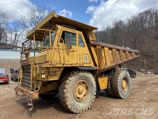 CAT 769C Шарнирно-сочленённые самосвалы