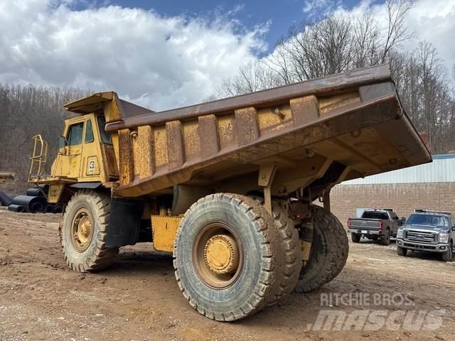 CAT 769C Шарнирно-сочленённые самосвалы