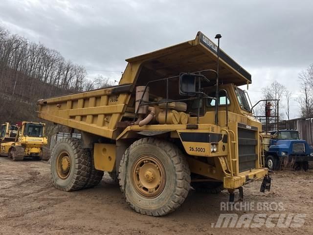 CAT 769C Шарнирно-сочленённые самосвалы