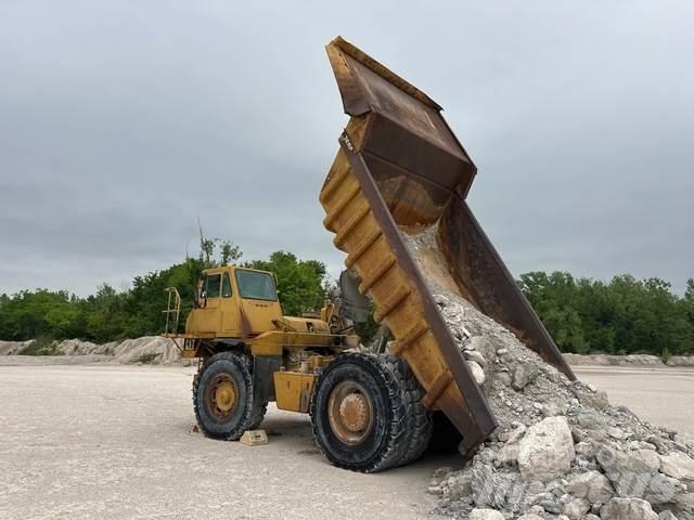 CAT 769C Шарнирно-сочленённые самосвалы