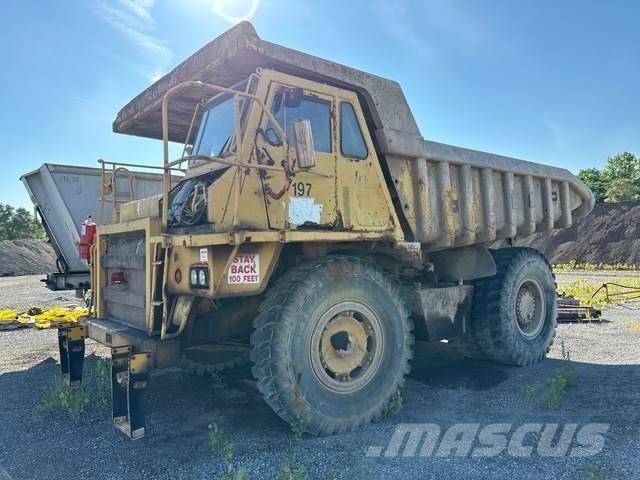 CAT 769C Шарнирно-сочленённые самосвалы