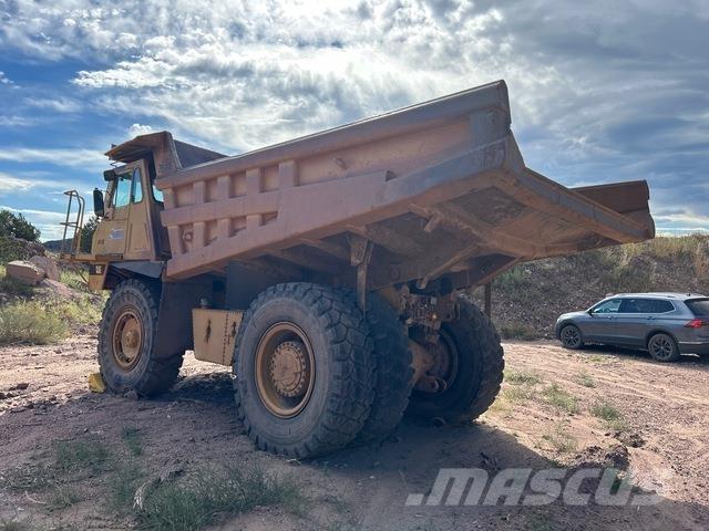 CAT 769C Шарнирно-сочленённые самосвалы