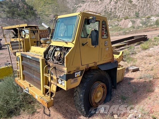 CAT 769C Шарнирно-сочленённые самосвалы