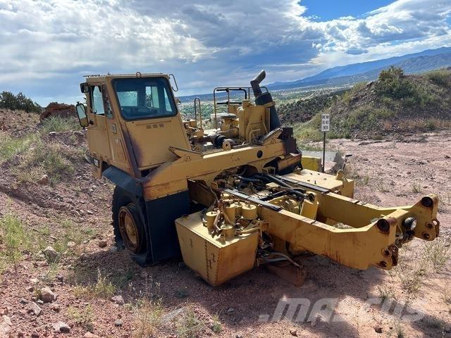 CAT 769C Шарнирно-сочленённые самосвалы