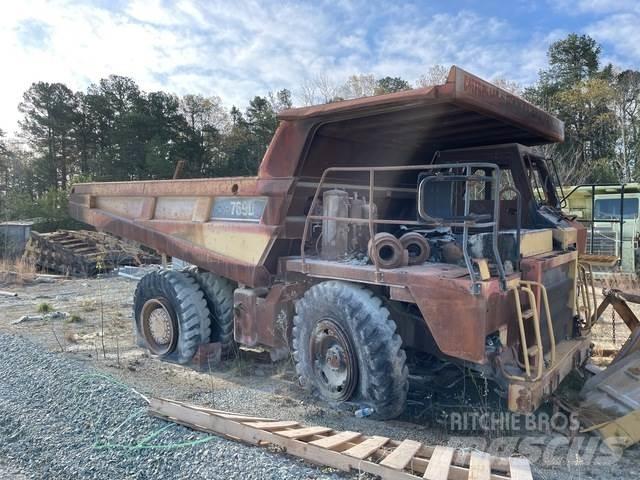 CAT 769D Шарнирно-сочленённые самосвалы