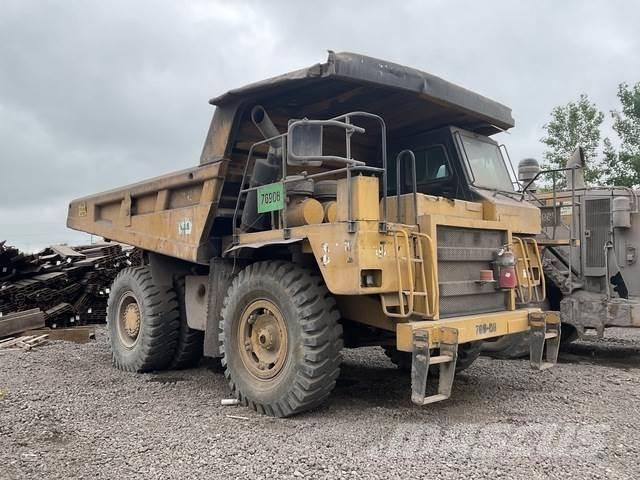 CAT 769D Шарнирно-сочленённые самосвалы