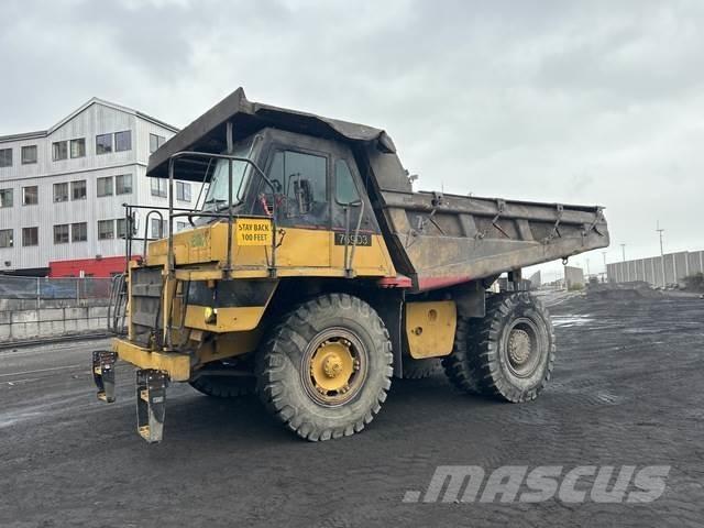 CAT 769D Шарнирно-сочленённые самосвалы