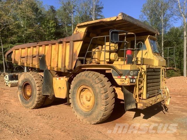 CAT 773B Шарнирно-сочленённые самосвалы
