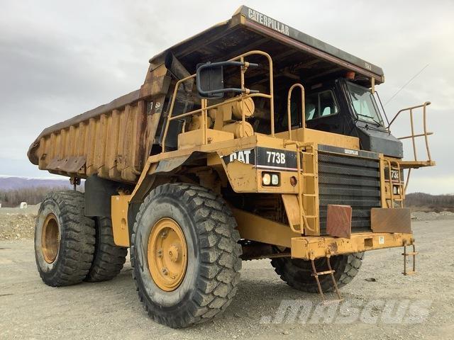 CAT 773B Шарнирно-сочленённые самосвалы