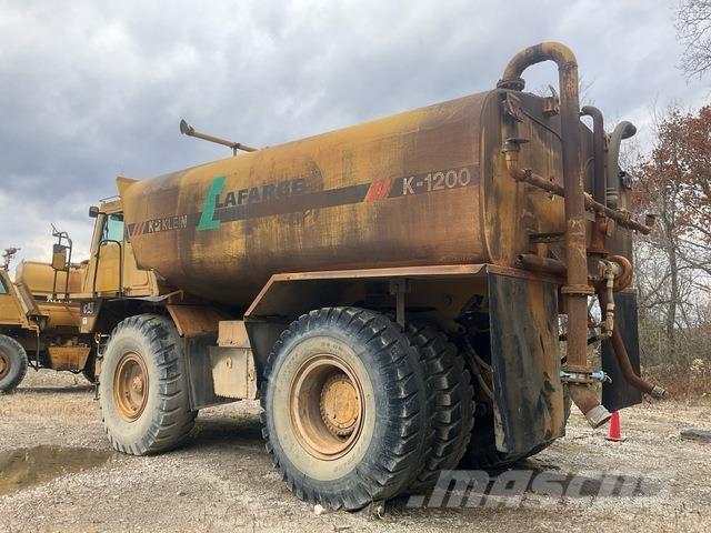 CAT 773B Поливочные машины