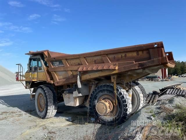 CAT 773D Шарнирно-сочленённые самосвалы
