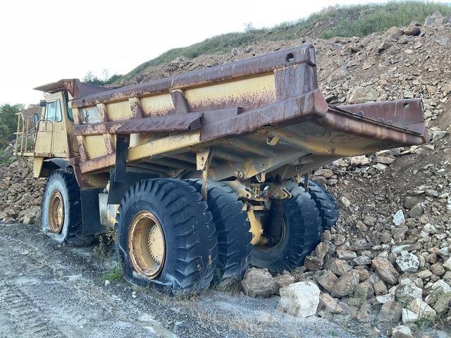 CAT 773D Шарнирно-сочленённые самосвалы