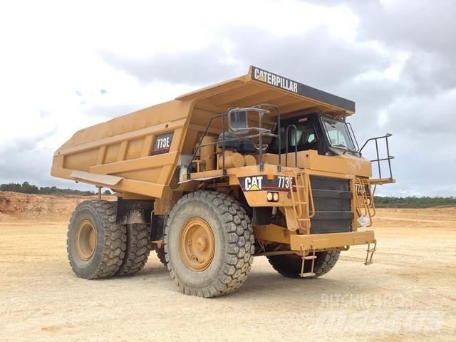 CAT 773E Шарнирно-сочленённые самосвалы