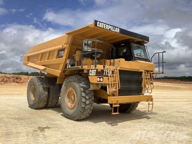 CAT 773E Шарнирно-сочленённые самосвалы