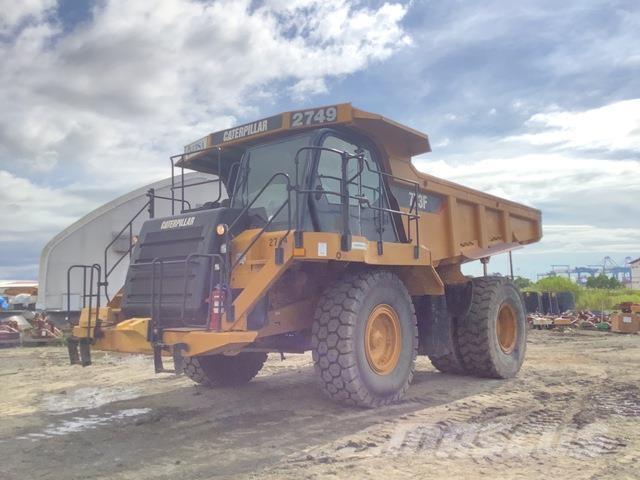 CAT 773F Шарнирно-сочленённые самосвалы