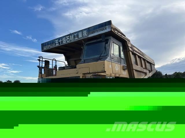 CAT 775D Шарнирно-сочленённые самосвалы