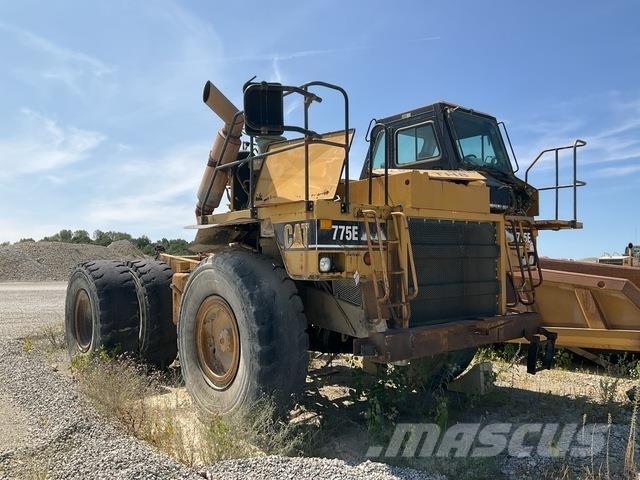 CAT 775E Шарнирно-сочленённые самосвалы