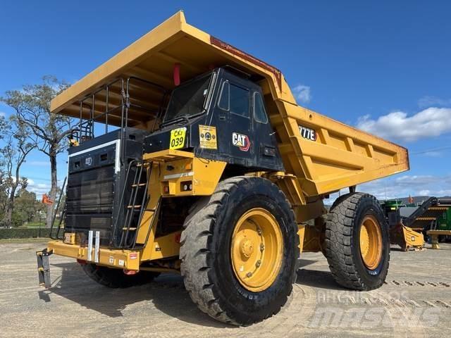 CAT 777 Шарнирно-сочленённые самосвалы