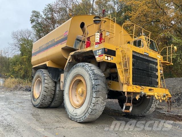 CAT 777B Поливочные машины