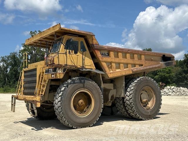 CAT 777C Шарнирно-сочленённые самосвалы