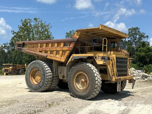 CAT 777C Шарнирно-сочленённые самосвалы