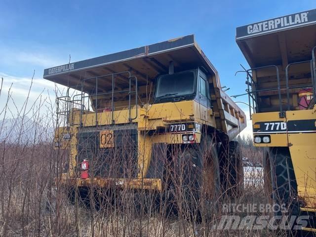 CAT 777D Шарнирно-сочленённые самосвалы