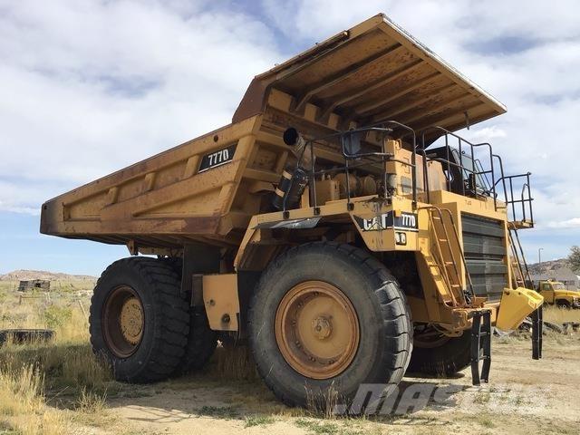 CAT 777D Шарнирно-сочленённые самосвалы